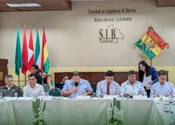 Reunión de la junta directiva de la Sociedad de Ingenieros. Foto: SIB