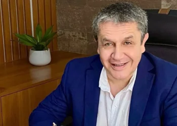 Alejandro Torres, experto en energías, gas, petróleo y minería