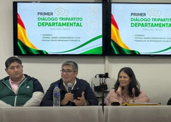 La junta entre autoridades de Gobierno, COD y empresarios. Foto: Minsiterio de Economía y Finanzas Públicas