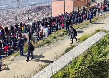Marchas rumbo a La Paz. Foto: UNITEL