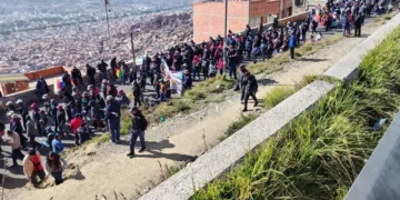 Marchas rumbo a La Paz. Foto: UNITEL