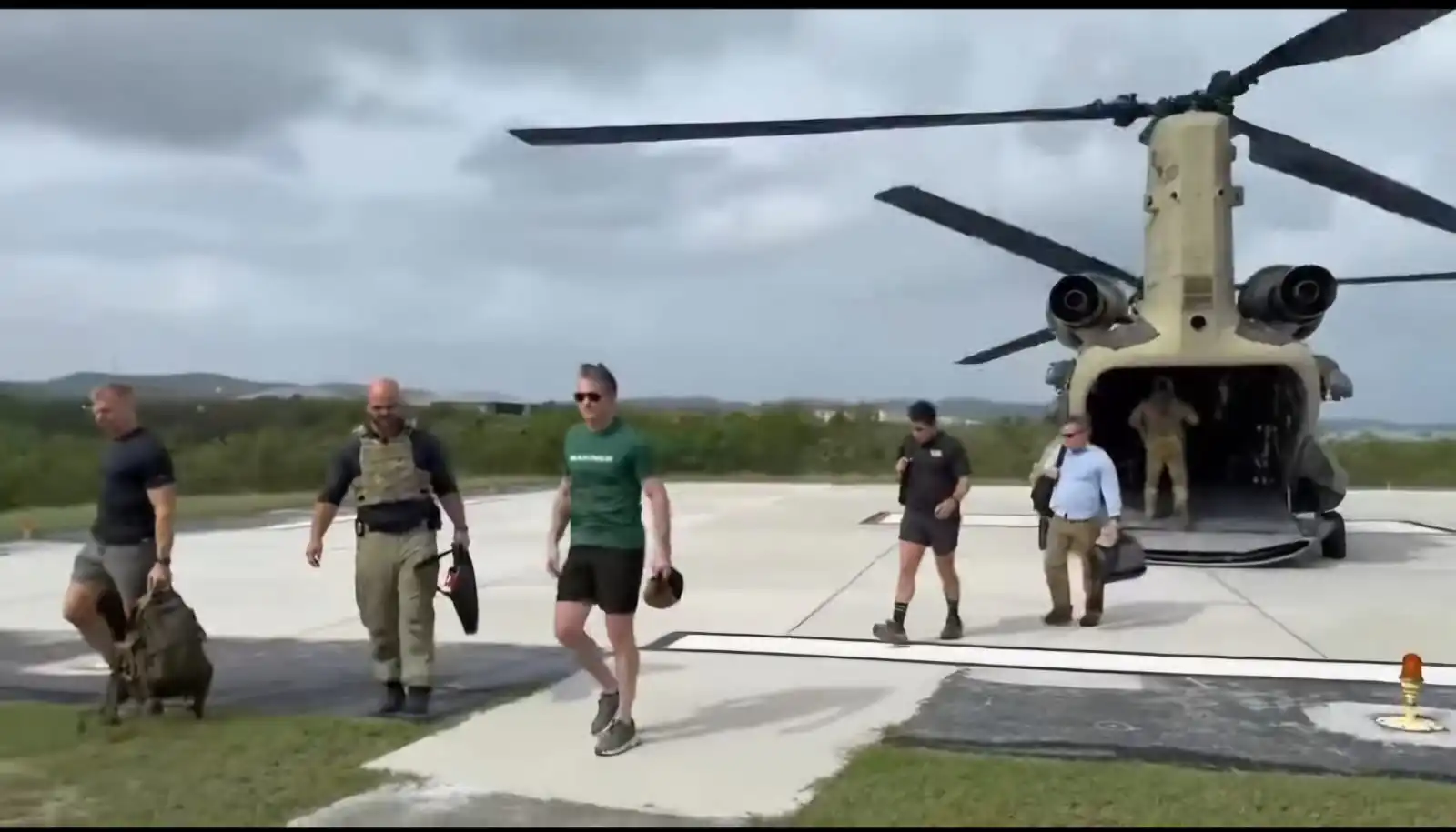 Pete Hegseth a su llegada a Guantánamo/Captura de pantalla