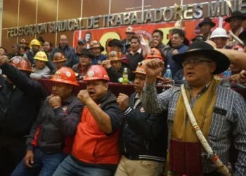 La dirigencia de la COB en un anterior ampliado. FOTO: RRSS