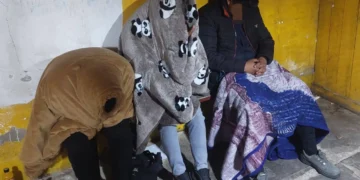 Tres hombres fueron aprehendidos por el robo de vehículos. FOTO: Fiscalía de Oruro