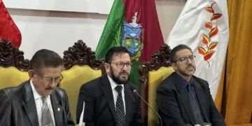 Autoridades de la Gobernación de La Paz en conferencia de prensa. FOTO: RRSS