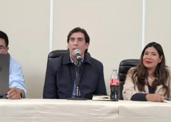 La reunión de este martes en el Centro Internacional de Convenciones (CIC). Foto: Alcaldía de Sucre.