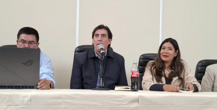 La reunión de este martes en el Centro Internacional de Convenciones (CIC). Foto: Alcaldía de Sucre.