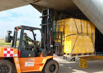Trasladan 13 toneladas de huevo de Santa Cruz a La Paz por vía aérea. Foto: RRSS.