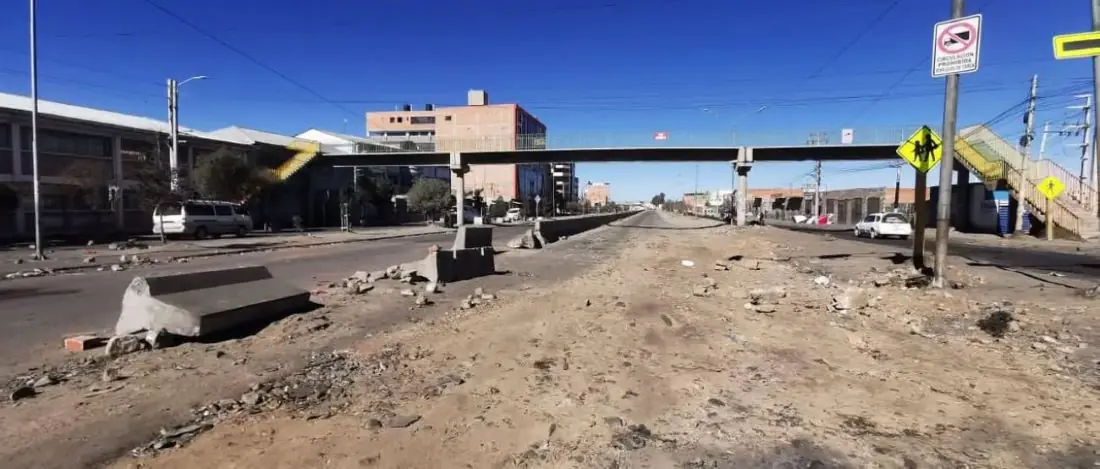 Una vía de Senkata despejada tras más de tres semanas de bloqueos. FOTO: RRSS