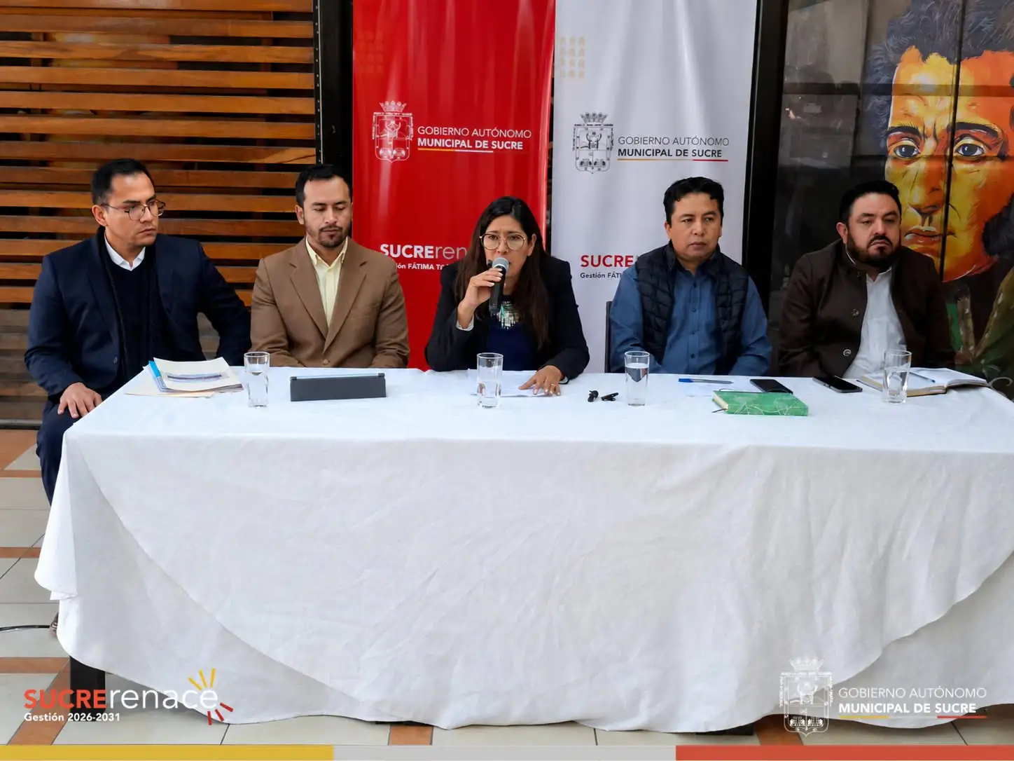 La alcaldesa Fátima Tardío anunció que el hecho se realizará a través de un decreto de austeridad, eficiencia y modernización. Foto: Alcaldía de Sucre.