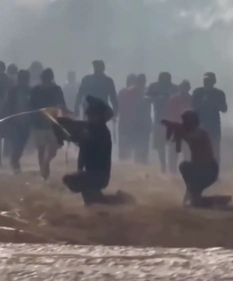 Hombres armados dispararon contra los policías/captura de video