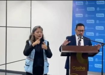 Cochabamba estrena Call Center inclusivo con intérpretes de Lengua de Señas. FOTO: GAMC