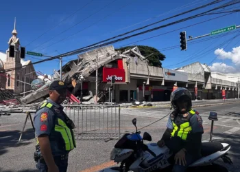 Varios edificios colapsaron/AFP