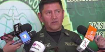 El jefe de la División Homicidios de la Fuerza Especial de Lucha Contra el Crimen (FELCC) de El Alto, coronel René Tambo. Foto: Captura.