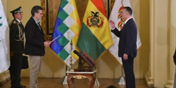 Posesionan a Ernesto Justiniano. Foto: APG