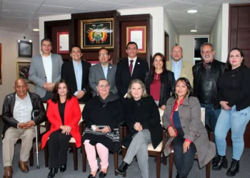 Representantes de Cadinpaz y del Concejo Municipal en el encuentro. Foto: Cadinpaz