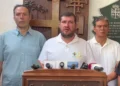 El presidente del Comité pro Santa Cruz, Stello Cochamanidis, y otros dirigente cívicos.
Foto: Captura RRSS
