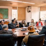 Reunión entre autoridades estatales para tratar las licencias ambientales. Foto: Ministerio de Minería