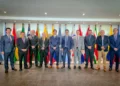 Responsables de OACI, Naabol y del  Gobierno durante una reunión. Foto: Ministerio de Obras Públicas