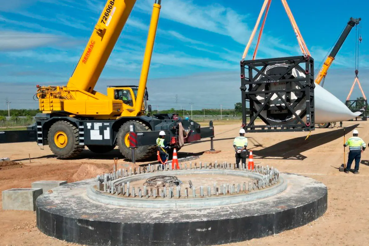 Trabajos de construcción en el Parque Eólico Warnes II. Foto: ENDE